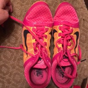 Pink middle distance spikes